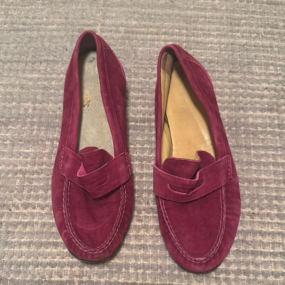 Cole Haan 7.5 Women's pink suede Loafers